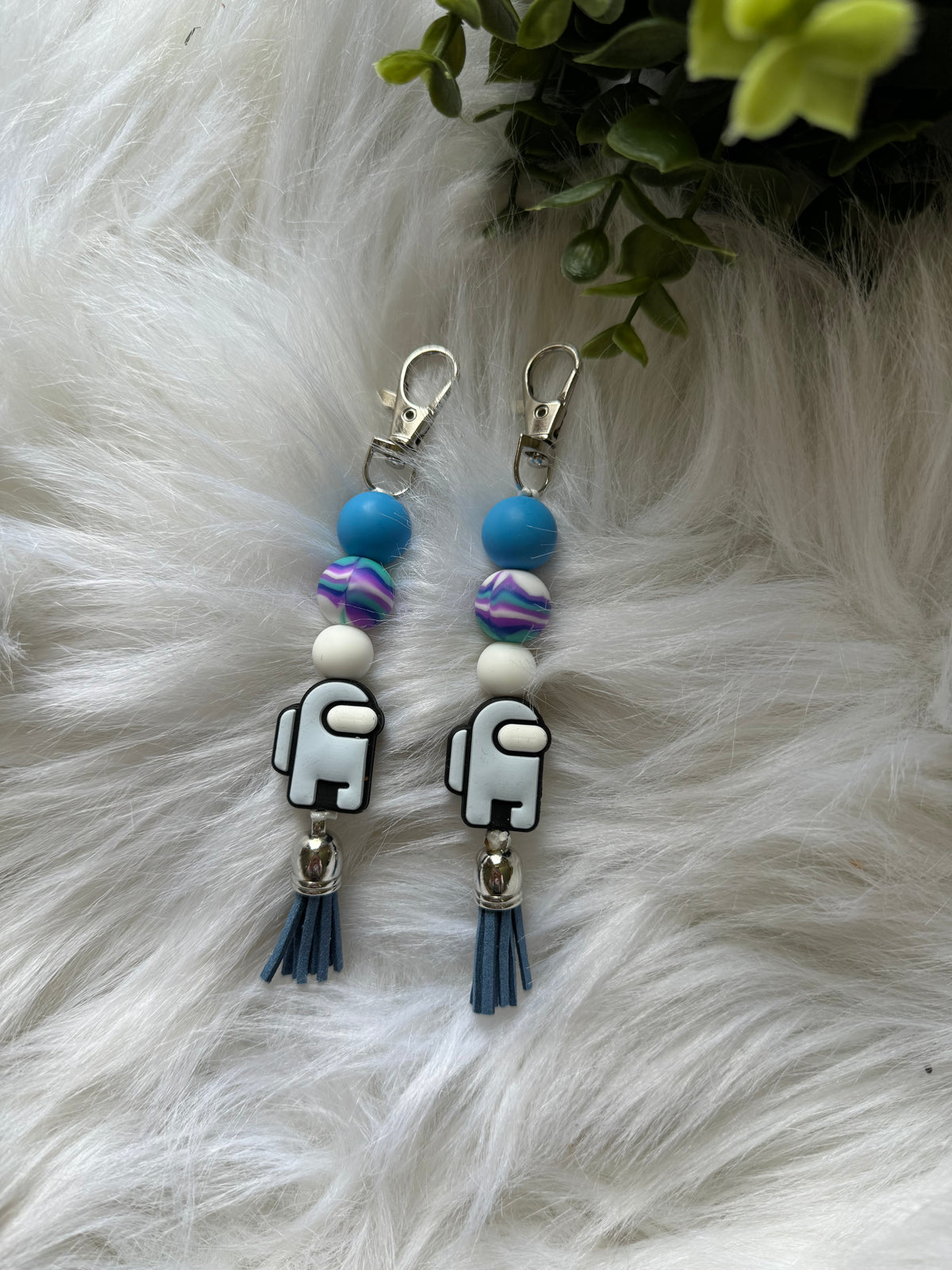 Hart Strings Keychain - Among Us