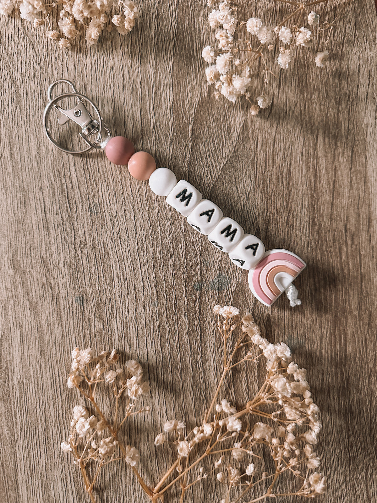 Hart Strings Keychain - Mama Rainbow Pinks