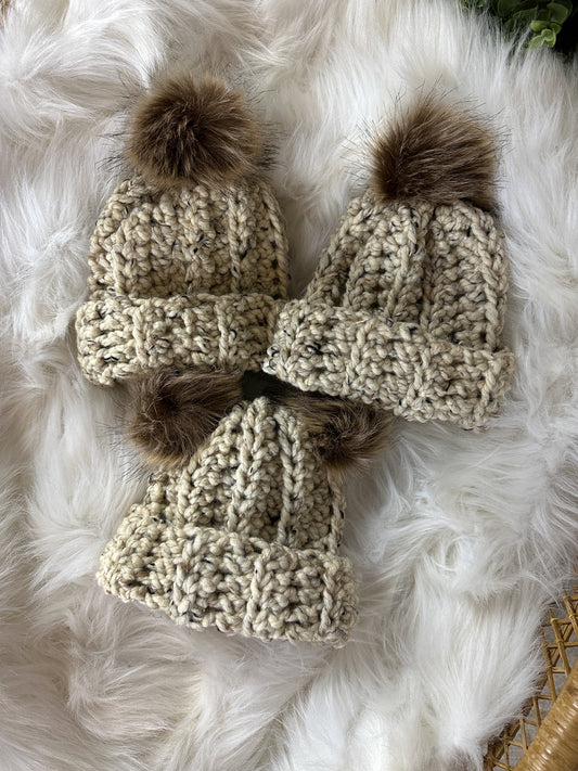 Hart Strings Medium Chunky Double Pom Crochet Toque
