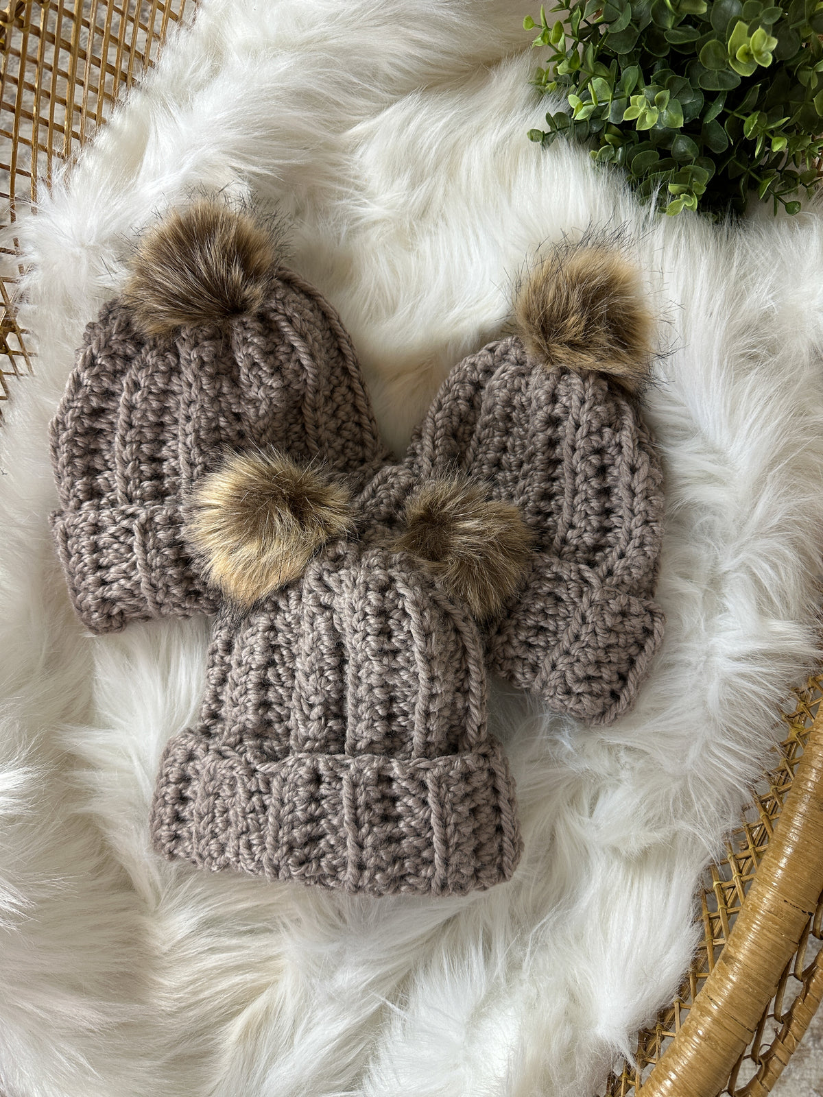 Hart Strings Medium Chunky Crochet Toque