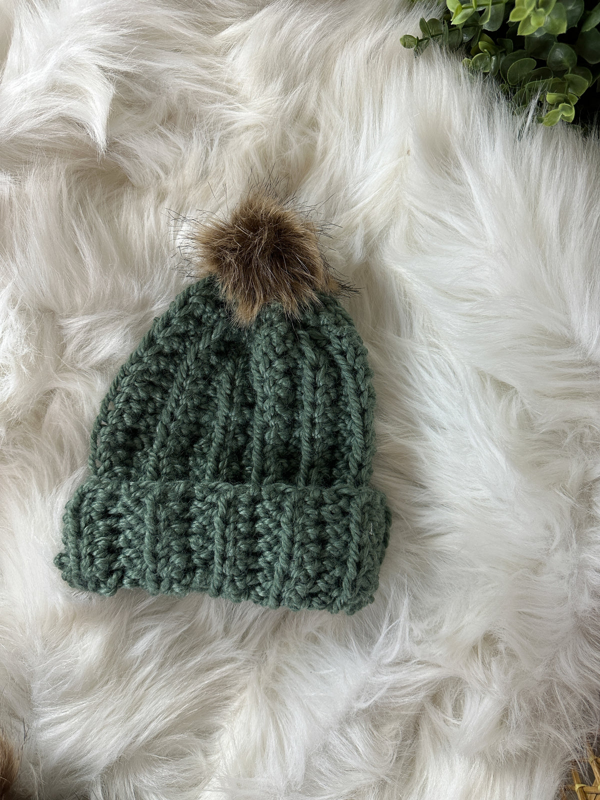 Hart Strings Medium Chunky Crochet Toque
