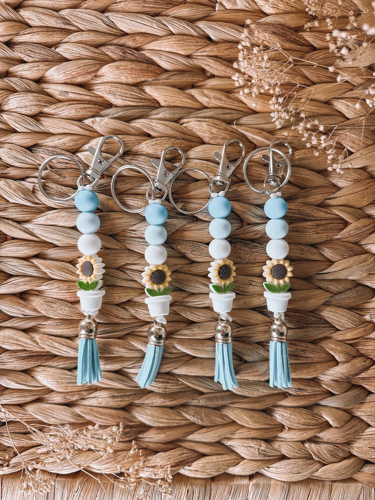 Hart Strings Keychain - Sunflower Pot Assorted