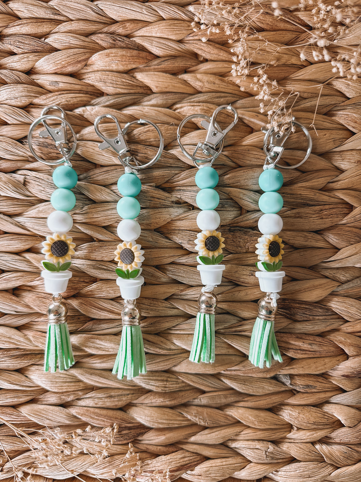 Hart Strings Keychain - Sunflower Pot Assorted