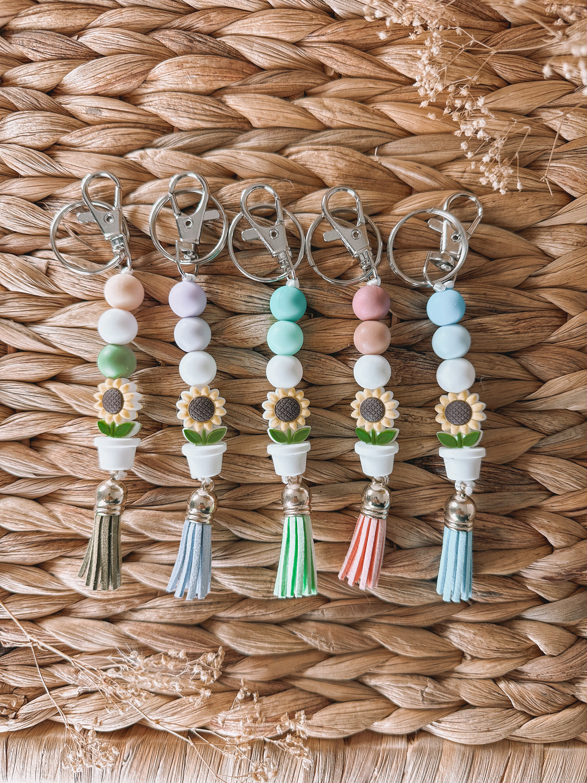 Hart Strings Keychain - Sunflower Pot Assorted