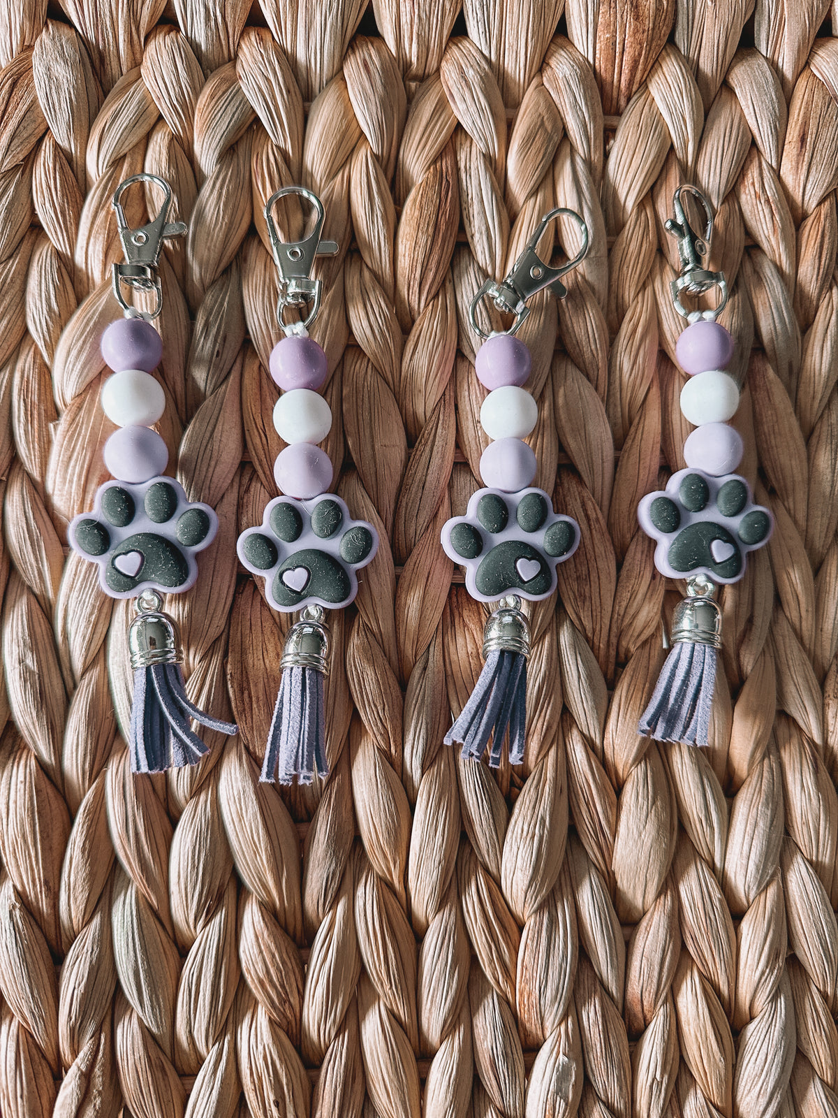 Hart Strings Keychain - Dog Paws